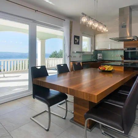 In With Kitchen Holiday home *